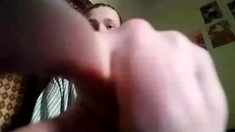 kikibang_ online show from 04/14/26, 09:26