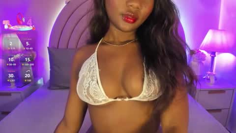 KI KI online show from 09/18/25, 08:11