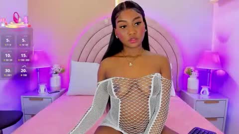 KI KI online show from 02/05/26, 08:13