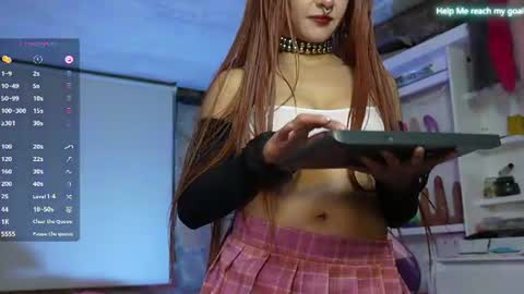 Snapshot of kikilepetite chatting on 07/09/26, 10:25 kiki online show from 07/09/26, 10:25