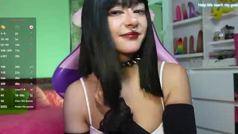 Snapshot of kikilepetite chatting on 07/11/26, 09:27 kiki online show from 07/11/26, 09:27