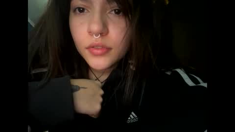 kikilove15 online show from 05/15/26, 09:44