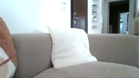 kikkus01 online show from 11/08/25, 12:27