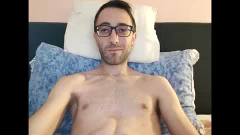 kingstoned online show from 09/23/25, 10:18