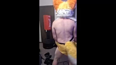 kilo_your_fox online show from 04/20/26, 05:21