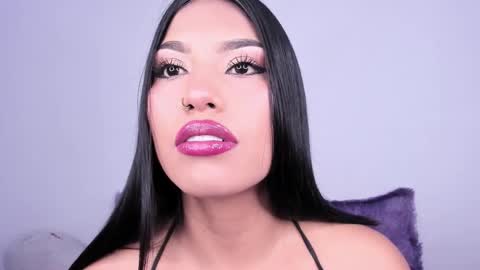 kim_mouth17 online show from 01/11/26, 08:25