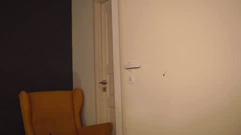 Snapshot of kim_oberlin chatting on 12/22/24, 04:38 Kim Oberlin online show from 12/22/24, 04:38