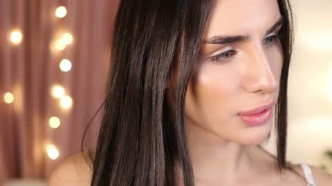 Snapshot of kim_oberlin chatting on 01/03/25, 02:30 Kim Oberlin online show from 01/03/25, 02:30