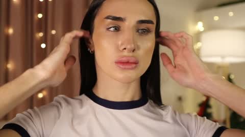 Snapshot of kim_oberlin chatting on 01/08/25, 11:32 Kim Oberlin online show from 01/08/25, 11:32