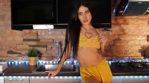 Snapshot of kim_oberlin chatting on 02/22/25, 11:46 Kim Oberlin online show from 02/22/25, 11:46