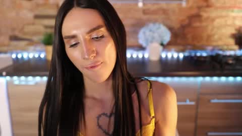 Snapshot of kim_oberlin chatting on 02/22/25, 05:57 Kim Oberlin online show from 02/22/25, 05:57