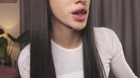 Snapshot of kim_oberlin chatting on 09/29/25, 11:15 Kim Oberlin online show from 09/29/25, 11:15