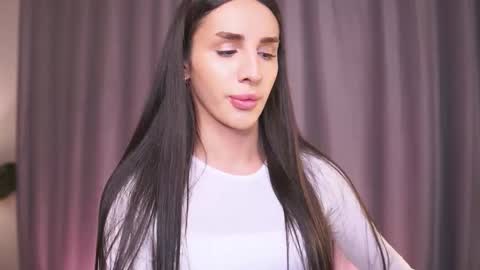 Snapshot of kim_oberlin chatting on 10/03/25, 11:29 Kim Oberlin online show from 10/03/25, 11:29