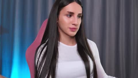 Snapshot of kim_oberlin chatting on 10/08/25, 11:19 Kim Oberlin online show from 10/08/25, 11:19