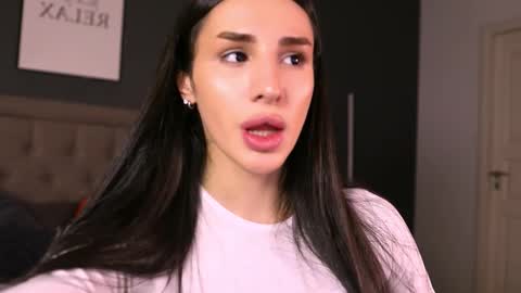 Snapshot of kim_oberlin chatting on 10/26/25, 11:38 Kim Oberlin online show from 10/26/25, 11:38