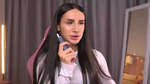 Snapshot of kim_oberlin chatting on 11/04/25, 11:09 Kim Oberlin online show from 11/04/25, 11:09