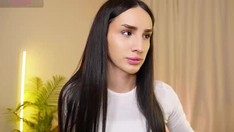 Snapshot of kim_oberlin chatting on 11/29/25, 04:43 Kim Oberlin online show from 11/29/25, 04:43