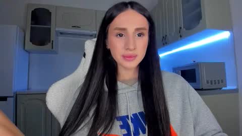 Snapshot of kim_oberlin chatting on 02/09/26, 03:38 Kim Oberlin online show from 02/09/26, 03:38