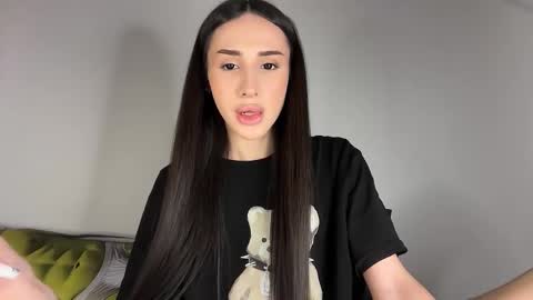 Snapshot of kim_oberlin chatting on 02/12/26, 02:23 Kim Oberlin online show from 02/12/26, 02:23