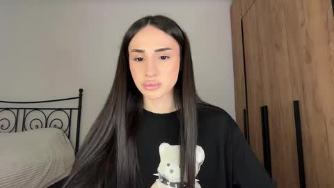 Kim Oberlin online show from 04/01/26, 01:41