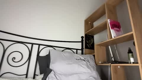 Kim Oberlin online show from 04/07/26, 09:48