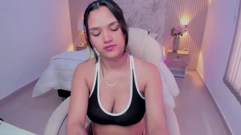 Kim online show from 12/19/25, 07:54