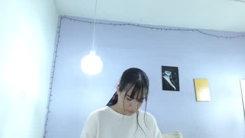 Snapshot of kimandyuk chatting on 01/20/25, 07:25 Kim Yuk online show from 01/20/25, 07:25