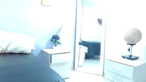 Snapshot of kimandyuk chatting on 01/29/25, 02:30 Kim Yuk online show from 01/29/25, 02:30