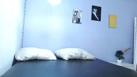 Snapshot of kimandyuk chatting on 01/31/25, 07:40 Kim Yuk online show from 01/31/25, 07:40