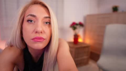 Kim online show from 02/18/26, 04:08