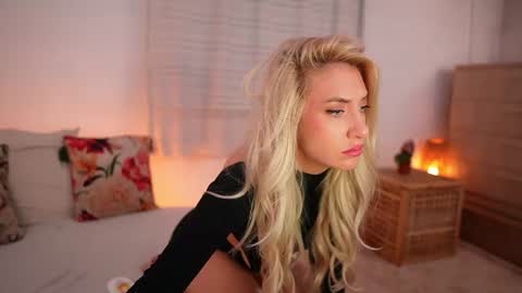 Kim online show from 06/14/26, 04:14