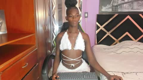 kimberly_ebonny online show from 10/24/25, 02:13