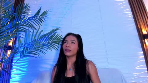 Snapshot of kimberly_gonzalez1 chatting on 09/16/25, 04:02 kimberly gonzalez online show from 09/16/25, 04:02