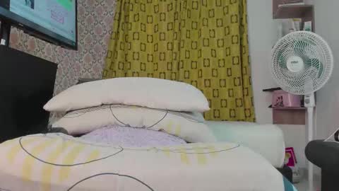 Snapshot of kimberly_perez__ chatting on 02/24/26, 12:52 Kimberly online show from 02/24/26, 12:52