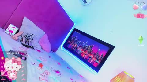 Snapshot of kimberly_thompsom chatting on 10/17/25, 07:49 Your Queen KIM online show from 10/17/25, 07:49