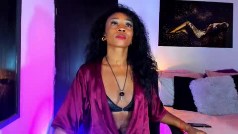 Kimberly Banks online show from 01/26/25, 09:18