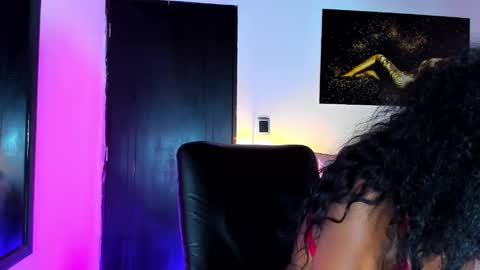 Kimberly Banks online show from 02/12/25, 04:54