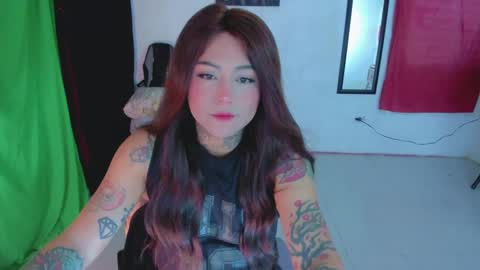 Snapshot of kimberlygati2 chatting on 12/18/24, 10:57 Kimberly Polizzi online show from 12/18/24, 10:57