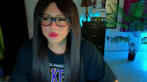 Snapshot of kimberlygati2 chatting on 11/29/25, 04:15 Kimberly Polizzi online show from 11/29/25, 04:15