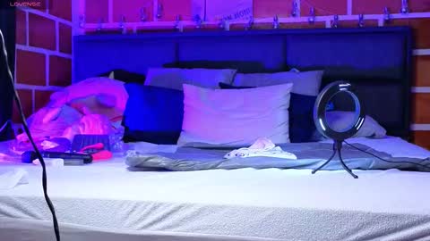 Snapshot of kimberlyreye chatting on 11/16/25, 05:35 kimberlyreye online show from 11/16/25, 05:35