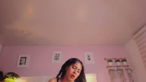 kimdyy_ online show from 06/17/26, 07:15