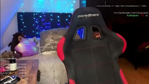 Wolfs Girl online show from 03/17/26, 08:45