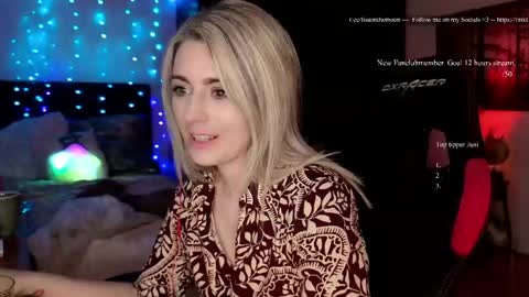 Wolfs Girl online show from 06/03/26, 06:02