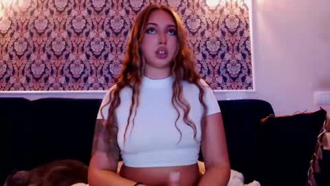 Kim Lee  online show from 12/19/24, 10:53