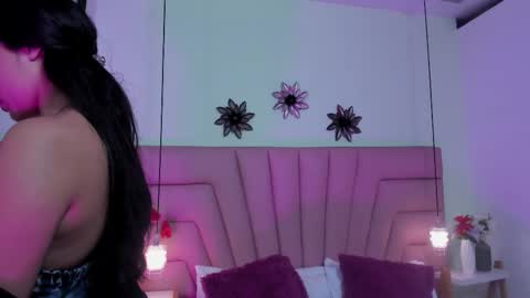 kimluna1 online show from 02/16/26, 03:35