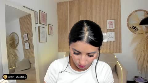 Snapshot of kimm_khalifa chatting on 01/23/25, 11:05 Kim online show from 01/23/25, 11:05