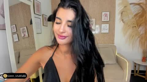 Snapshot of kimm_khalifa chatting on 01/31/25, 06:03 Kim online show from 01/31/25, 06:03