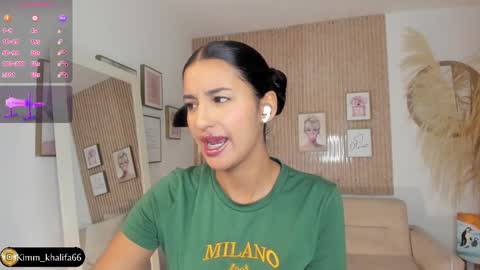 Snapshot of kimm_khalifa chatting on 03/04/25, 11:00 Kim online show from 03/04/25, 11:00