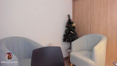 Snapshot of kimm_khalifa chatting on 12/01/25, 10:15 Kim online show from 12/01/25, 10:15