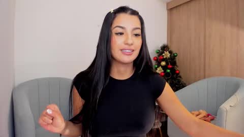 Snapshot of kimm_khalifa chatting on 12/23/25, 03:26 Kim online show from 12/23/25, 03:26